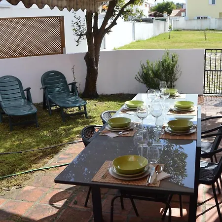 Casa Da Varzea - O Castelo A Janela!!! Vakantiehuis