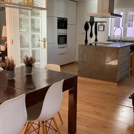 Hébergement de vacances Casa Da Varzea - O Castelo A Janela!!! Óbidos