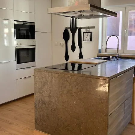 Casa Da Varzea - O Castelo A Janela!!! Óbidos